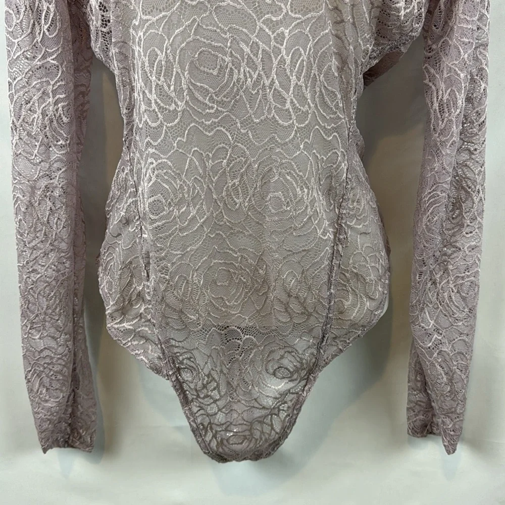 Free‎ People Intimately in My Head Sheer Lace Lilac Purple Bodysuit Size M - NEW